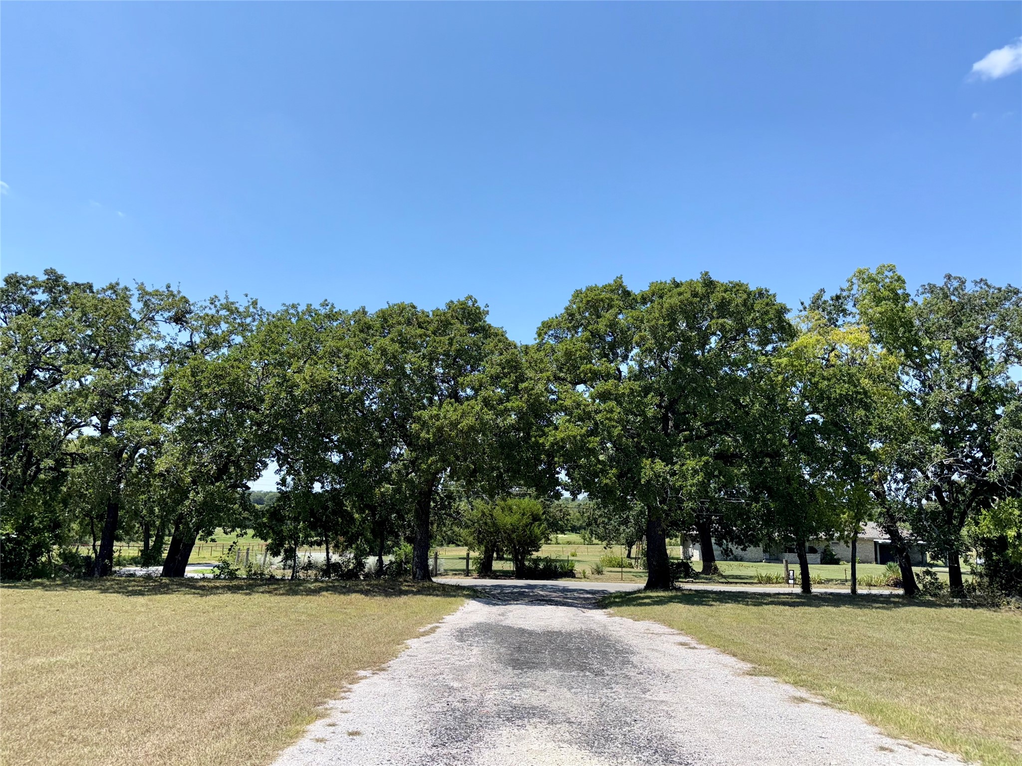 601 Eddy Avenue Joshua TX 76058
