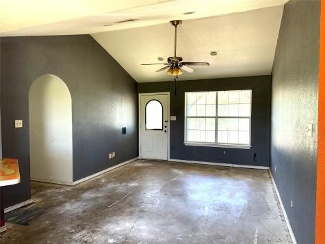 601 Eddy Avenue Joshua TX 76058