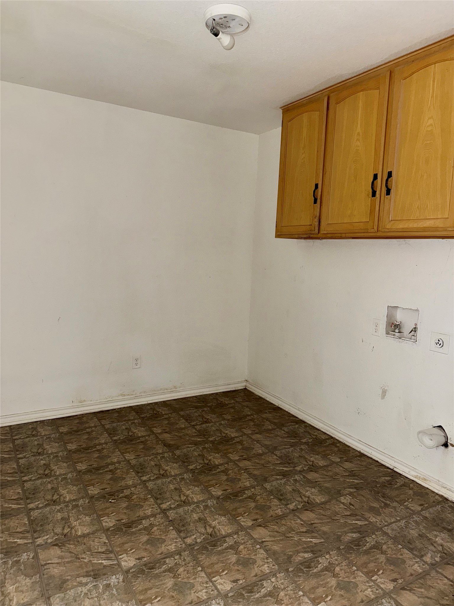 601 Eddy Avenue Joshua TX 76058