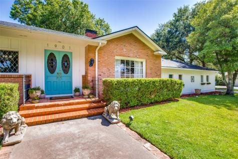 1901 Sycamore Avenue Corsicana TX 75110