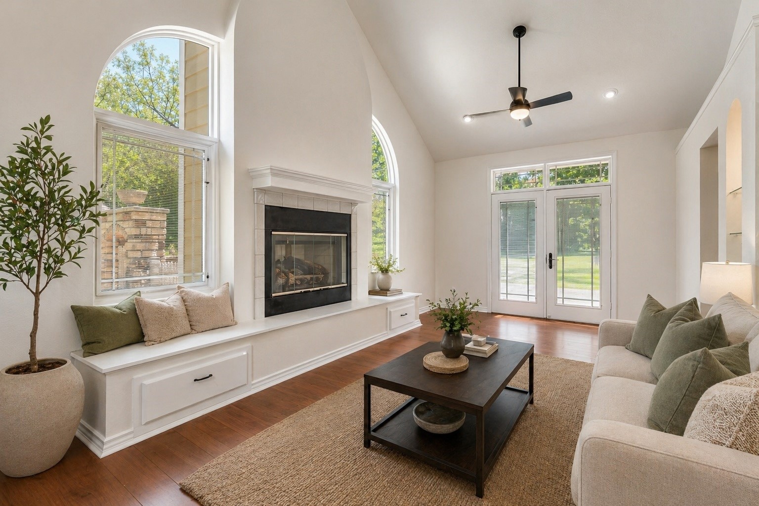 601 N Carroll Street Henrietta TX 76365