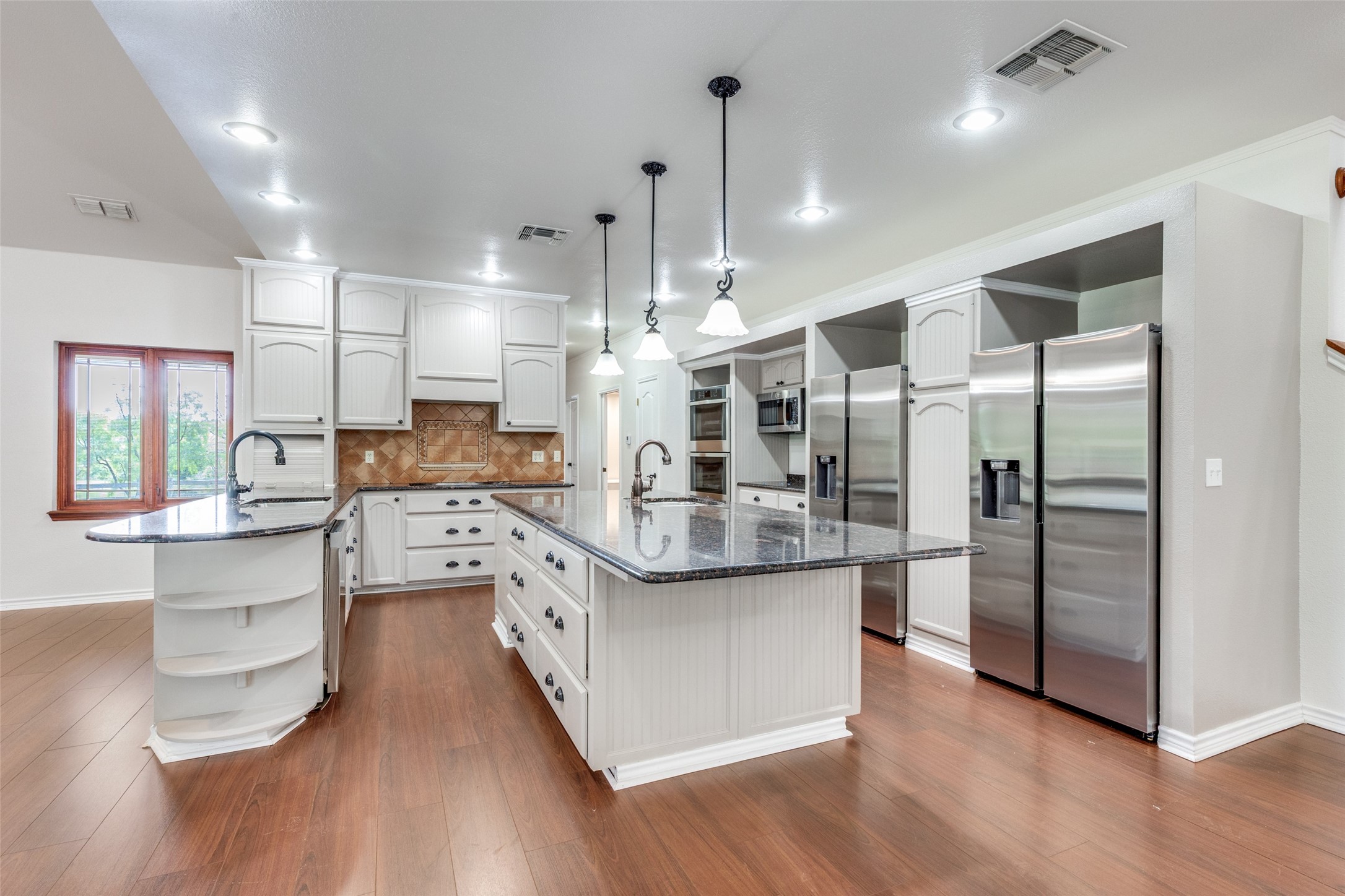 601 N Carroll Street Henrietta TX 76365