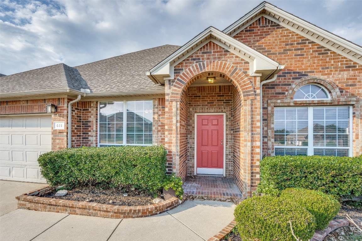 511 Poplar Vista Lane Arlington TX 76002