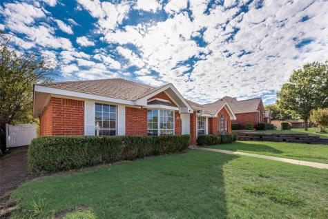 1206 Woodcrest Drive Garland TX 75040