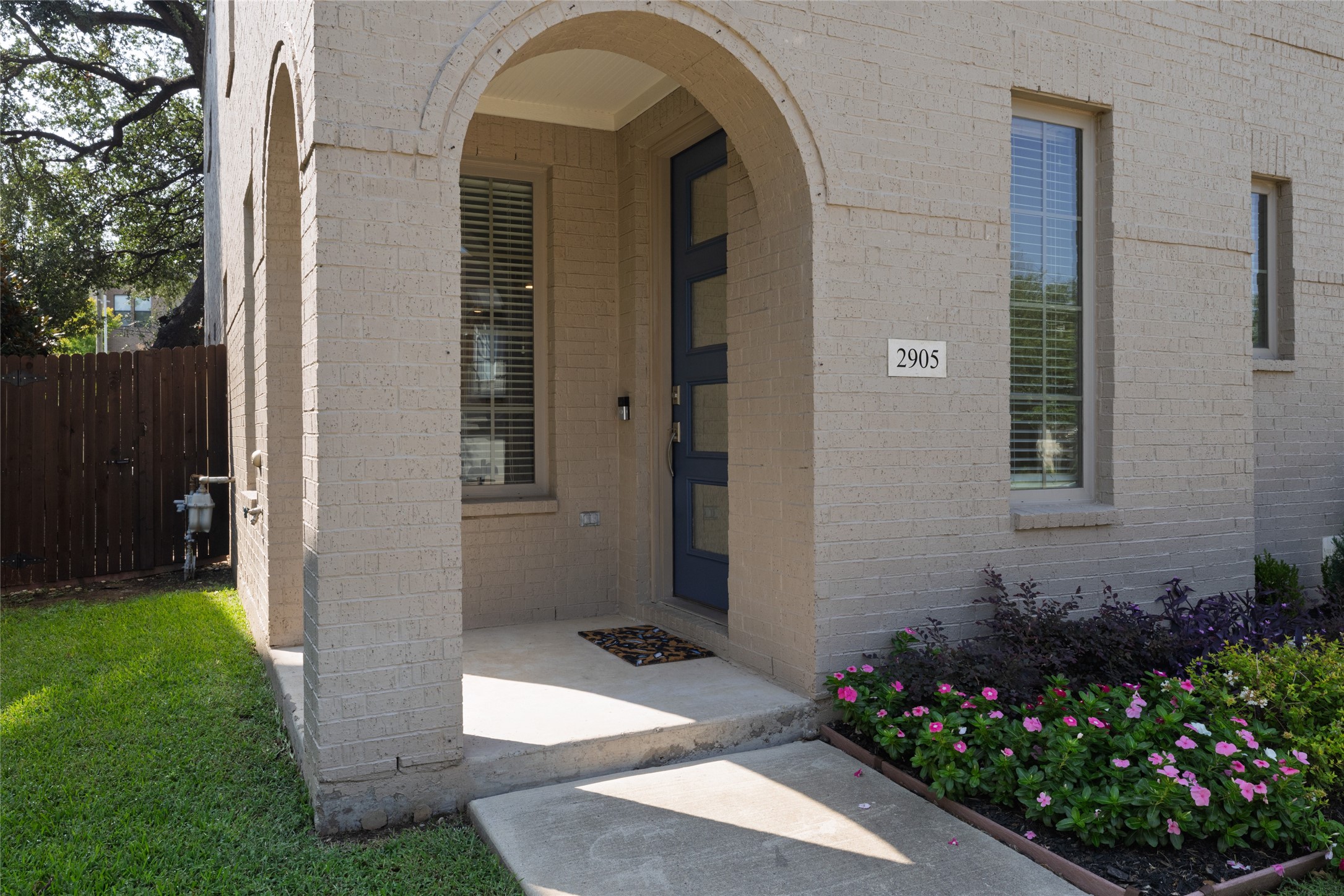 2905 Merrimac Street Fort Worth TX 76107