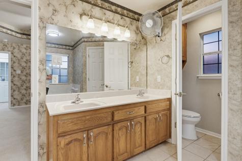1909 Diamond Ridge Drive Lampasas TX 76550