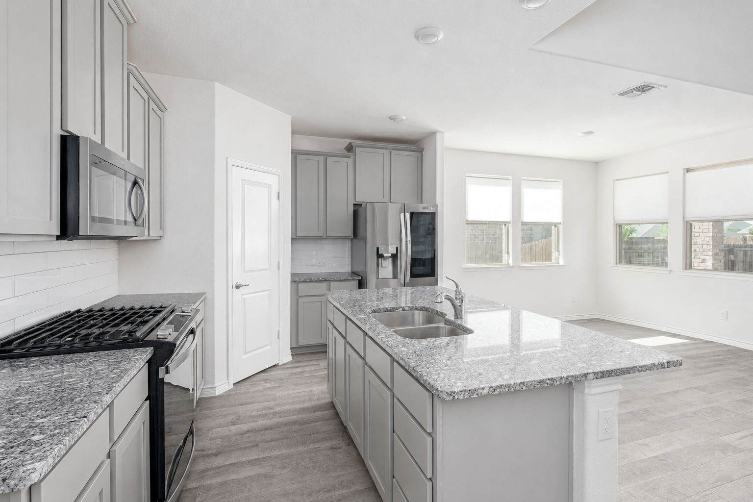 10812 Ponderosa Trail Aubrey TX 76227