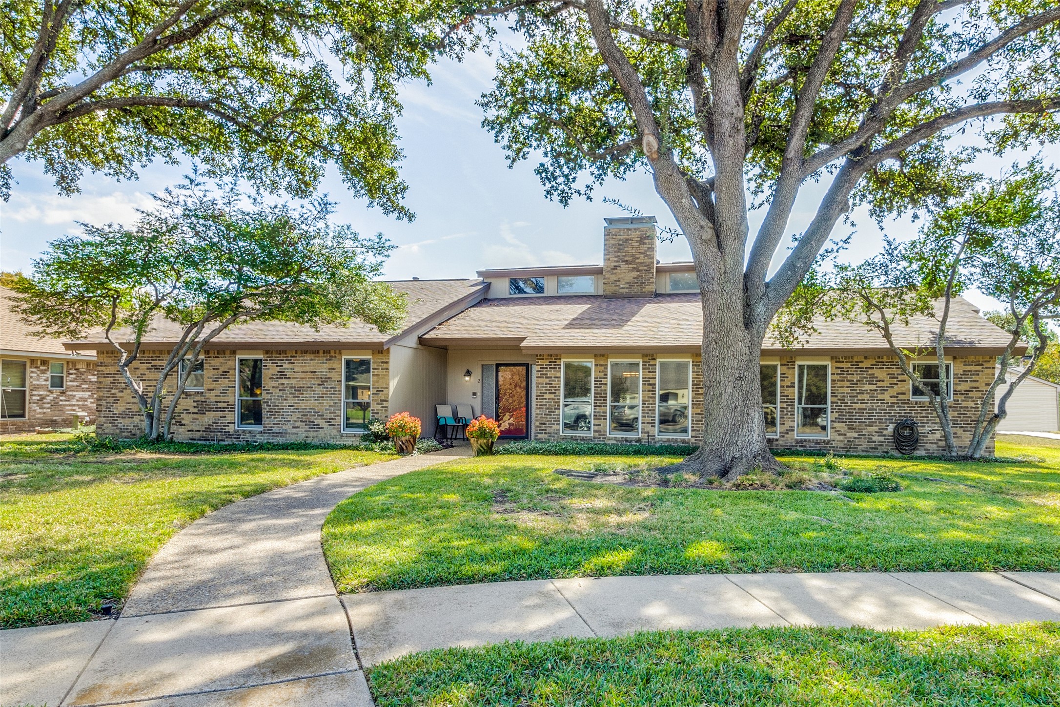 2 Briarcrest Court Richardson TX 75081