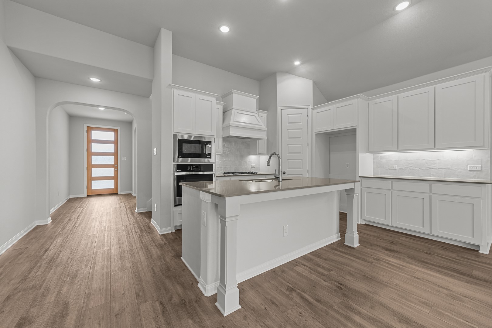 1041 Clayton Mews Aubrey TX 76227