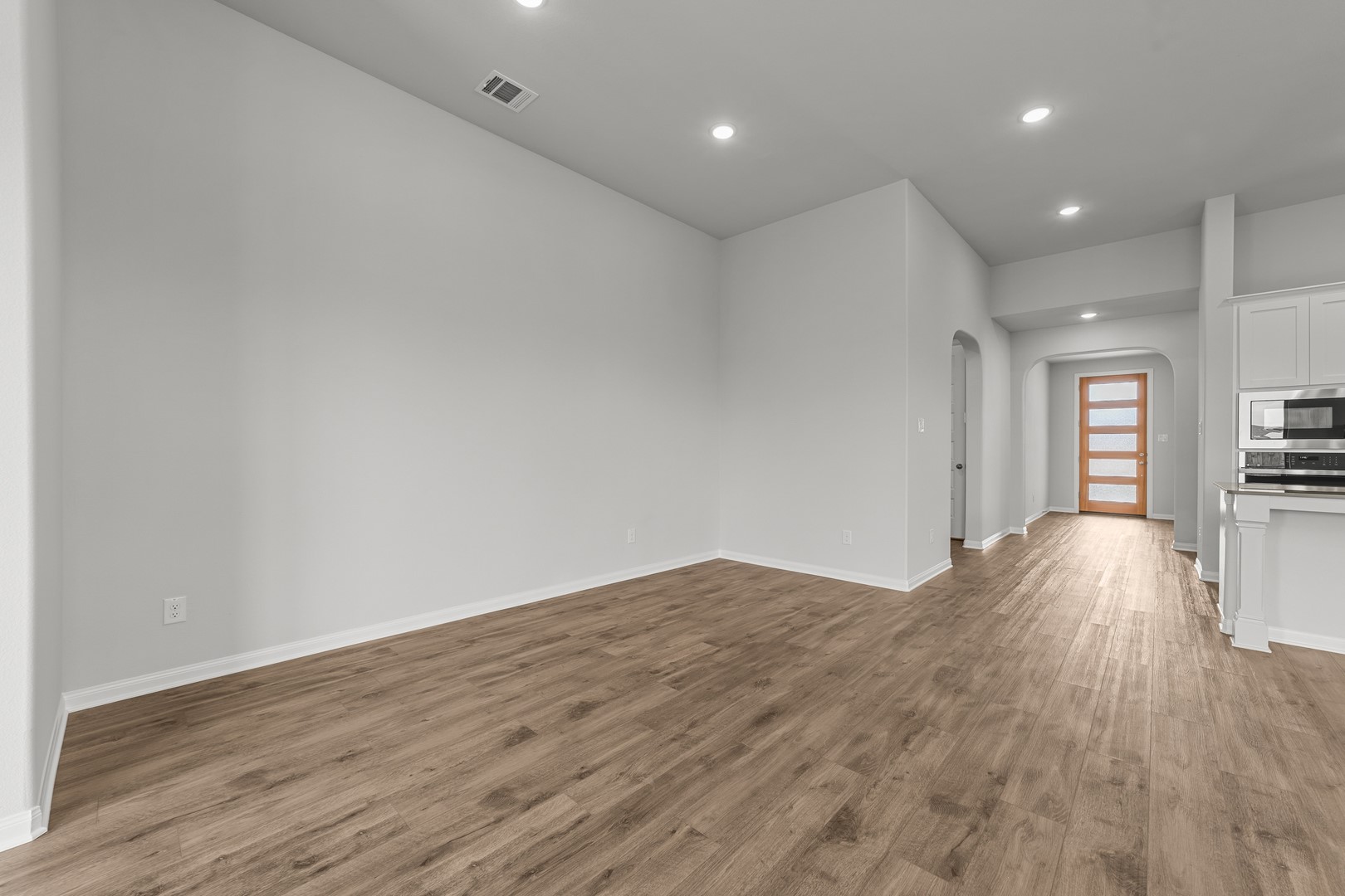 1041 Clayton Mews Aubrey TX 76227