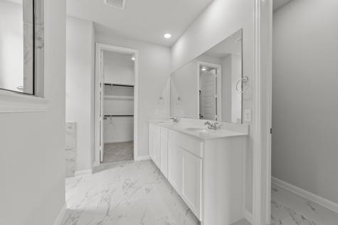 1041 Clayton Mews Aubrey TX 76227