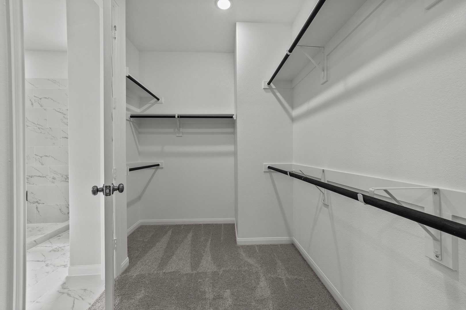 1041 Clayton Mews Aubrey TX 76227