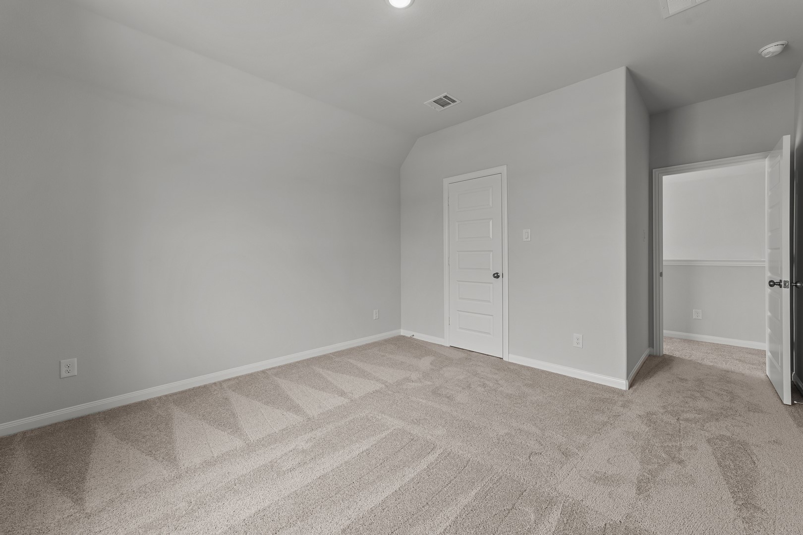 1041 Clayton Mews Aubrey TX 76227