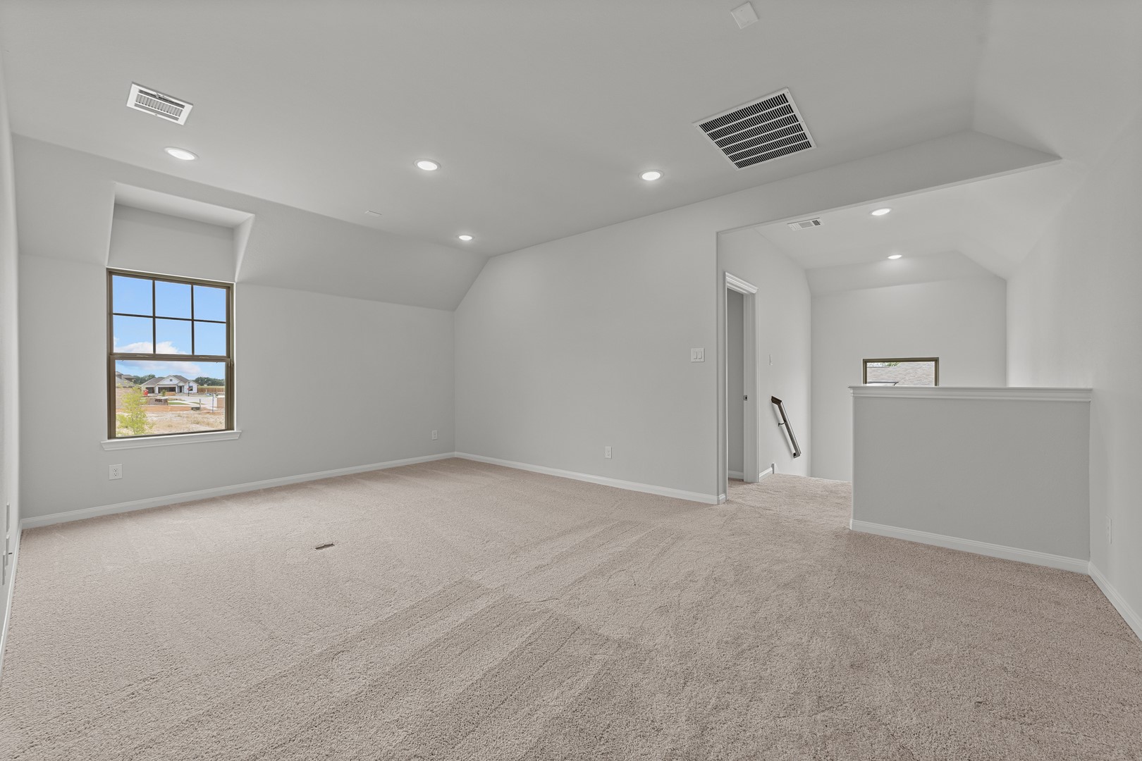 1041 Clayton Mews Aubrey TX 76227