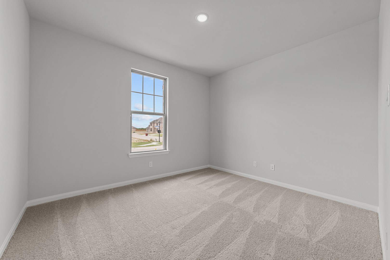 1041 Clayton Mews Aubrey TX 76227