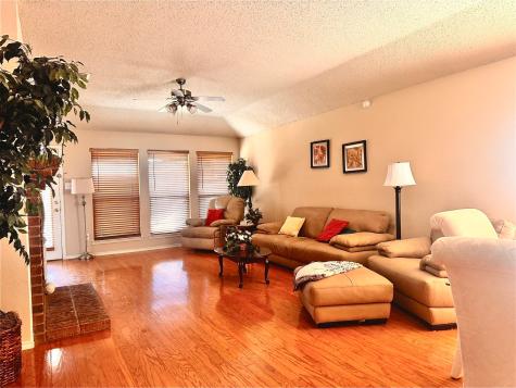 2844 Goldfinch Drive Mesquite TX 75181