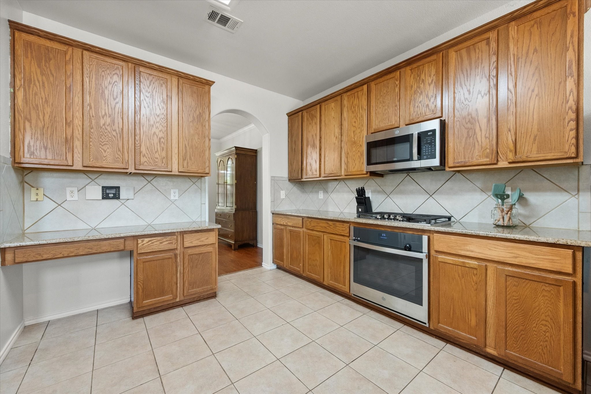 708 Crockett Drive Mansfield TX 76063