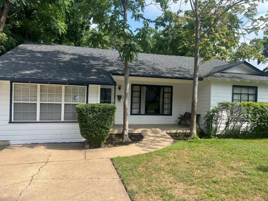 2537 Lea Crest Drive Dallas TX 75216