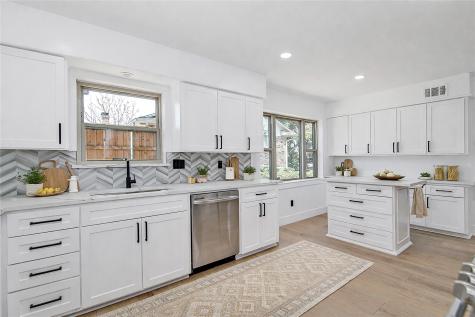 7992 Fallmeadow Lane Dallas TX 75248