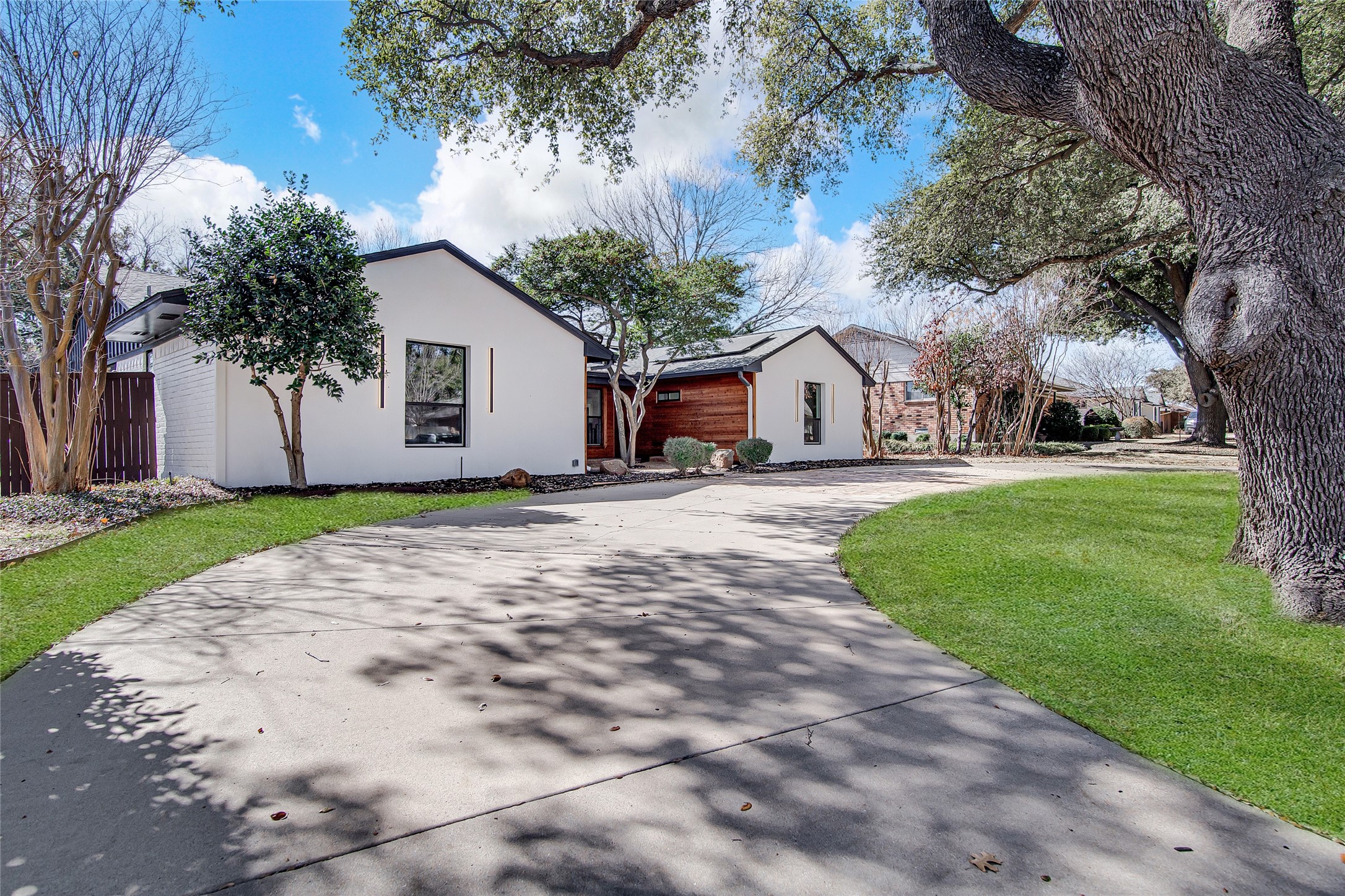 7992 Fallmeadow Lane Dallas TX 75248