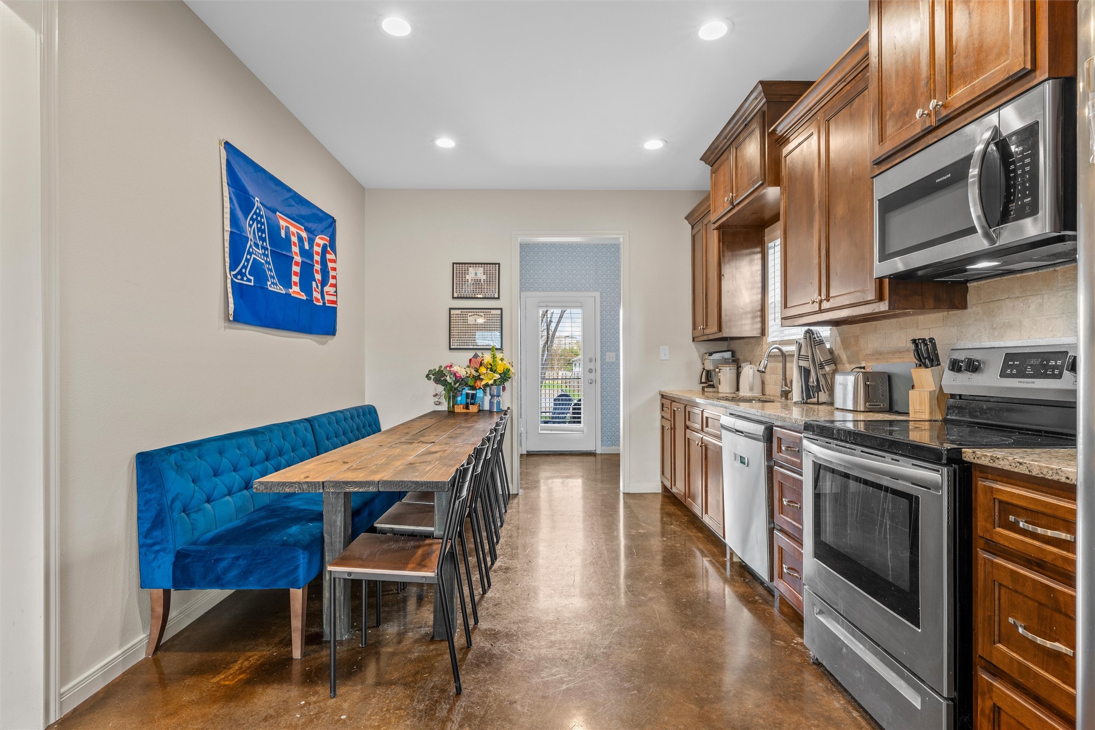 2225 S 2nd Street Waco TX 76706