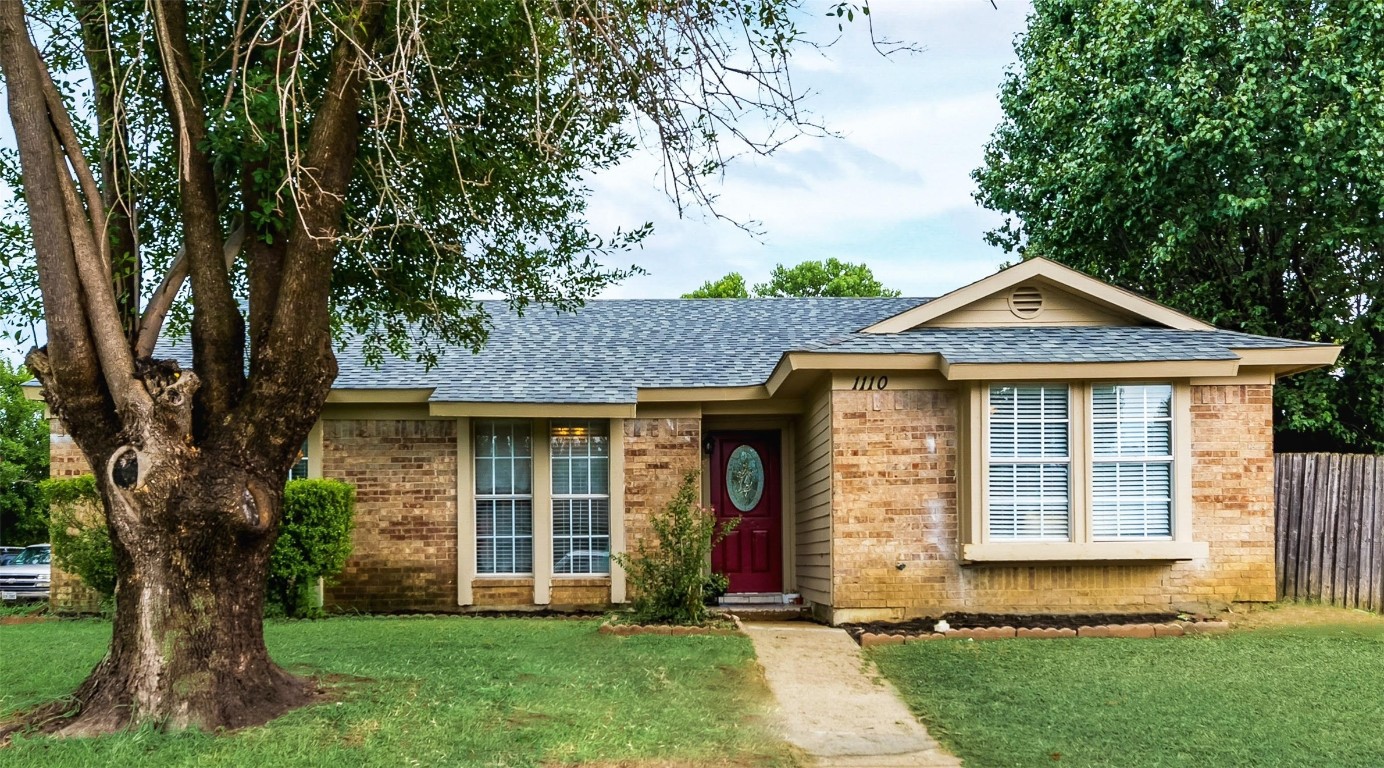 1110 High Valley Drive Garland TX 75041