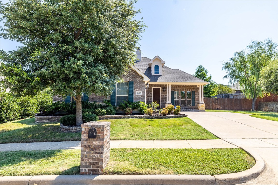 8409 Pecan Creek Drive Arlington TX 76001