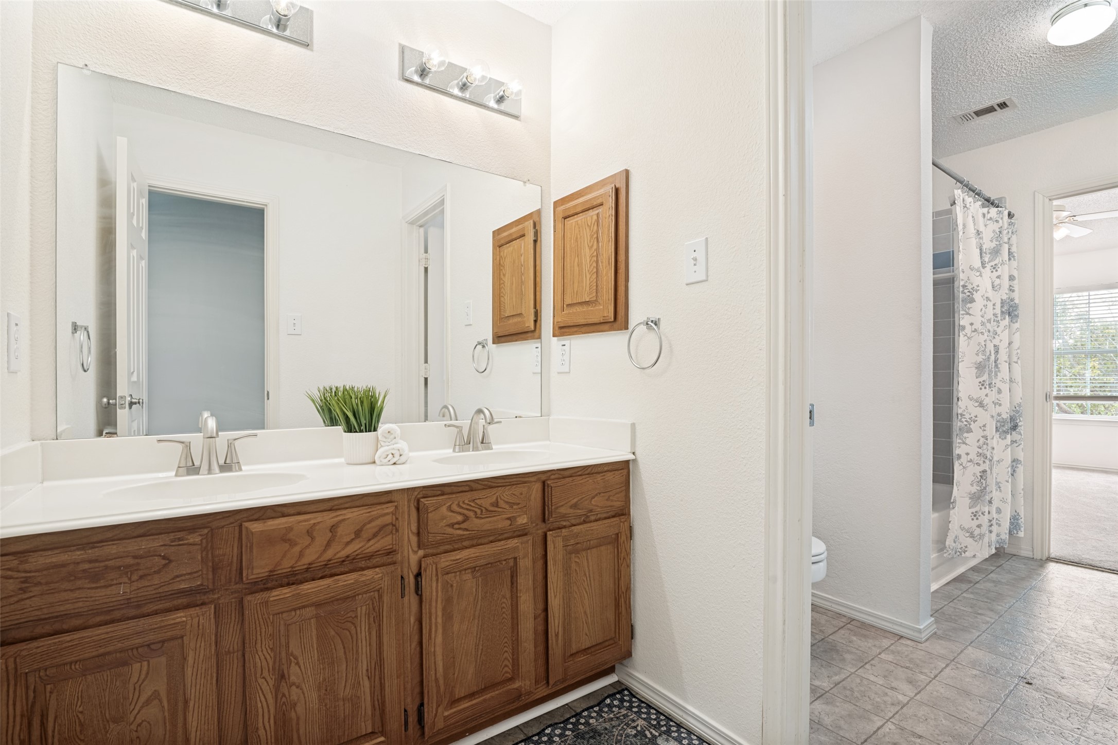 6013 Arden Court Rowlett TX 75087