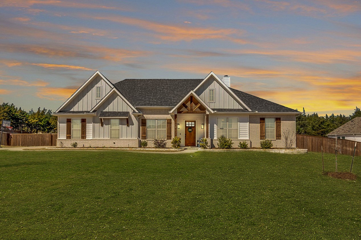30 Ellis Oak Court Waxahachie TX 75167