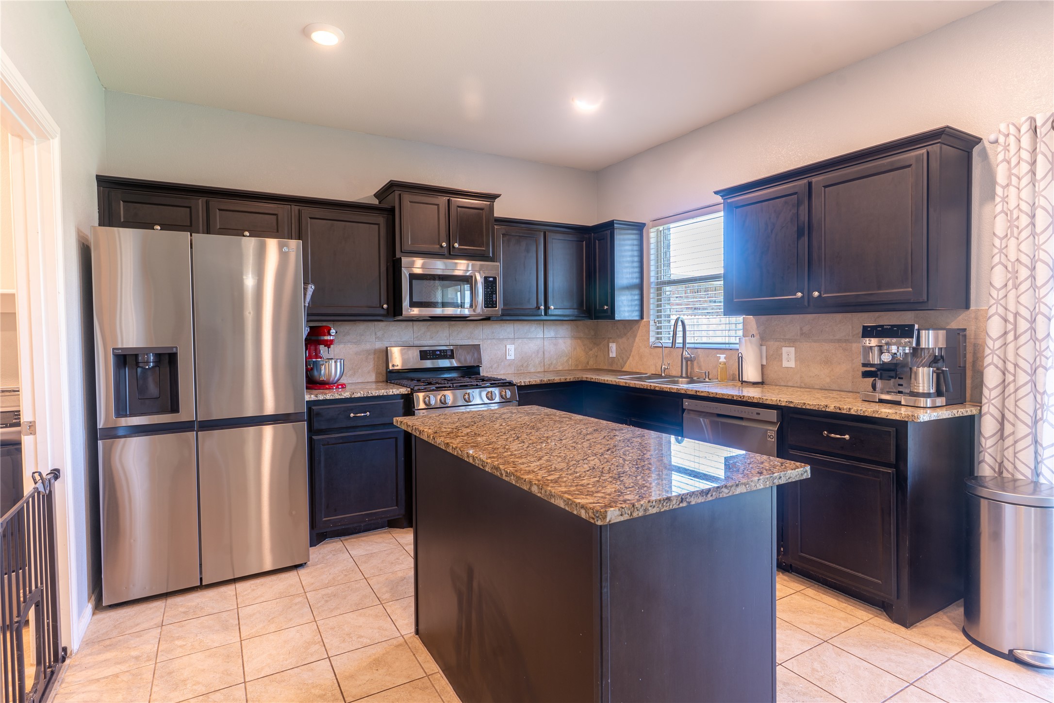 753 Rutherford Drive Crowley TX 76036