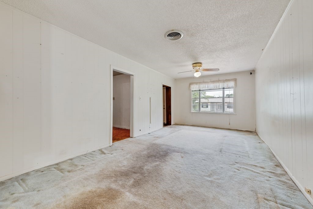 2219 Morgan Street Irving TX 75062