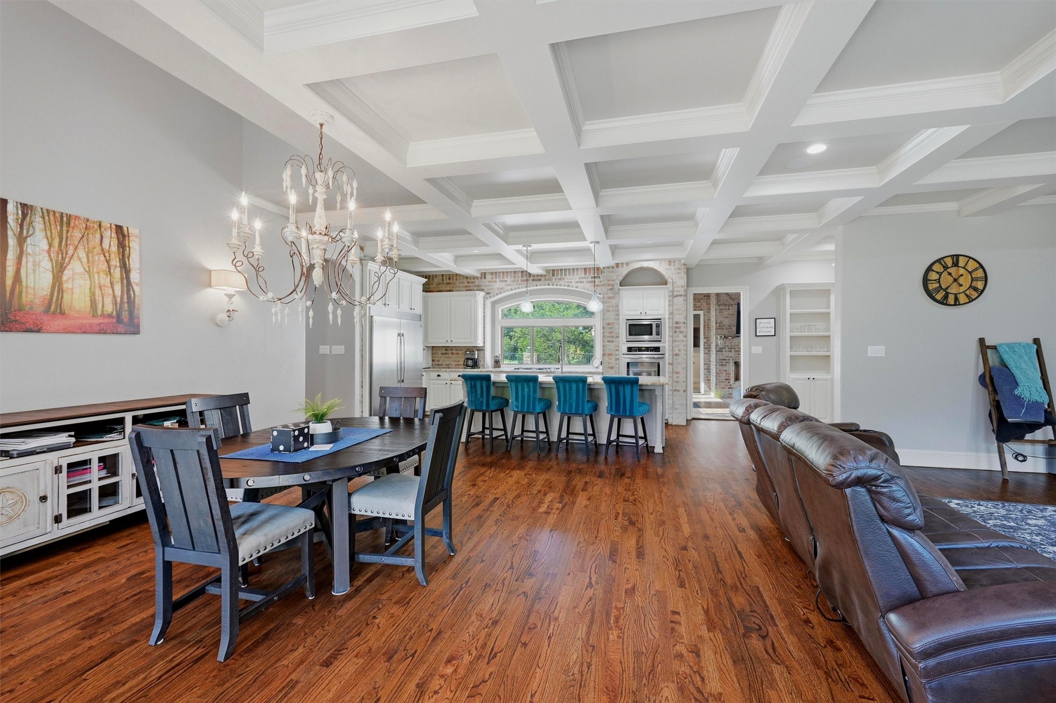 107 Iriquois Drive Lake Kiowa TX 76240