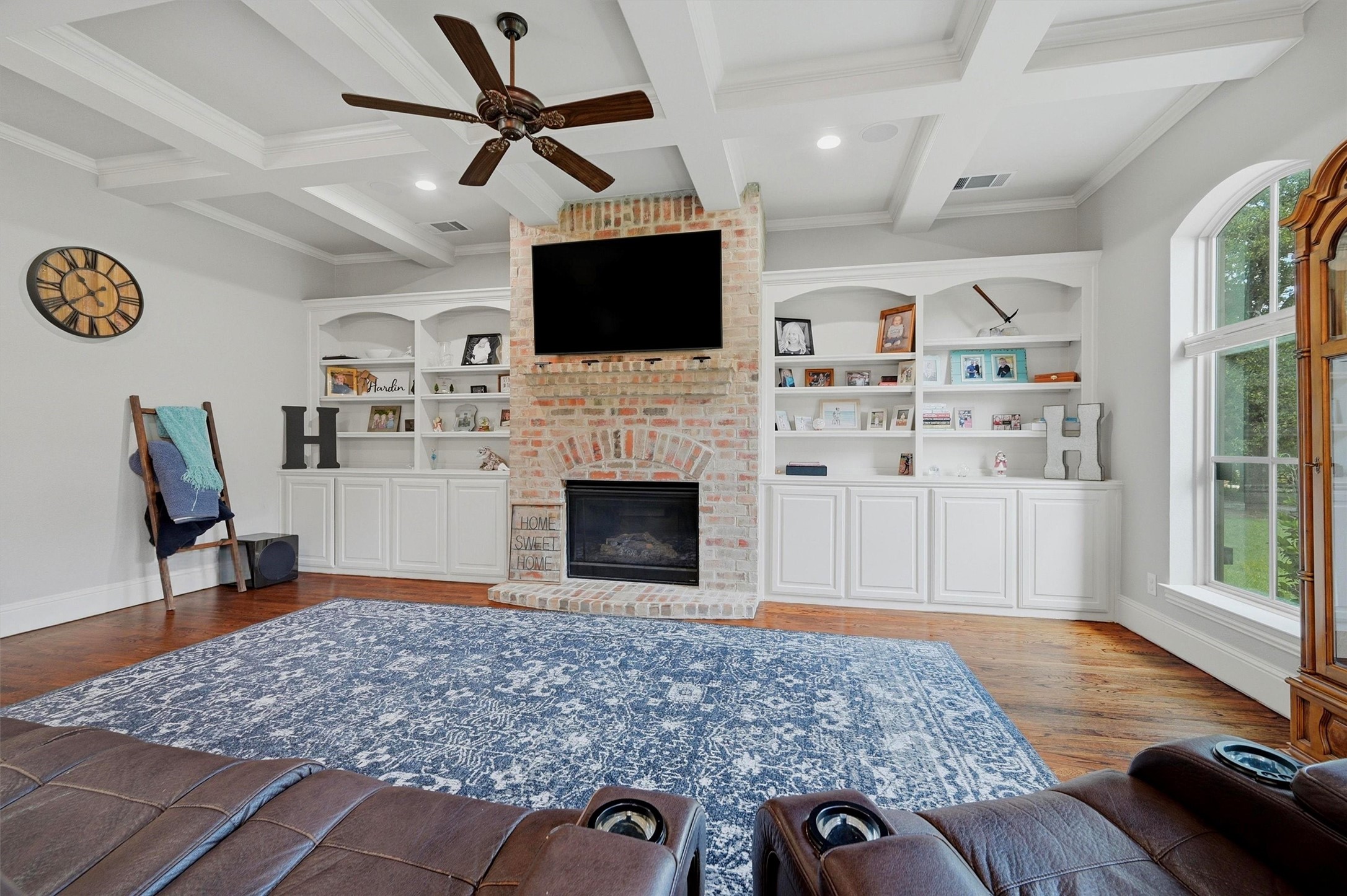 107 Iriquois Drive Lake Kiowa TX 76240
