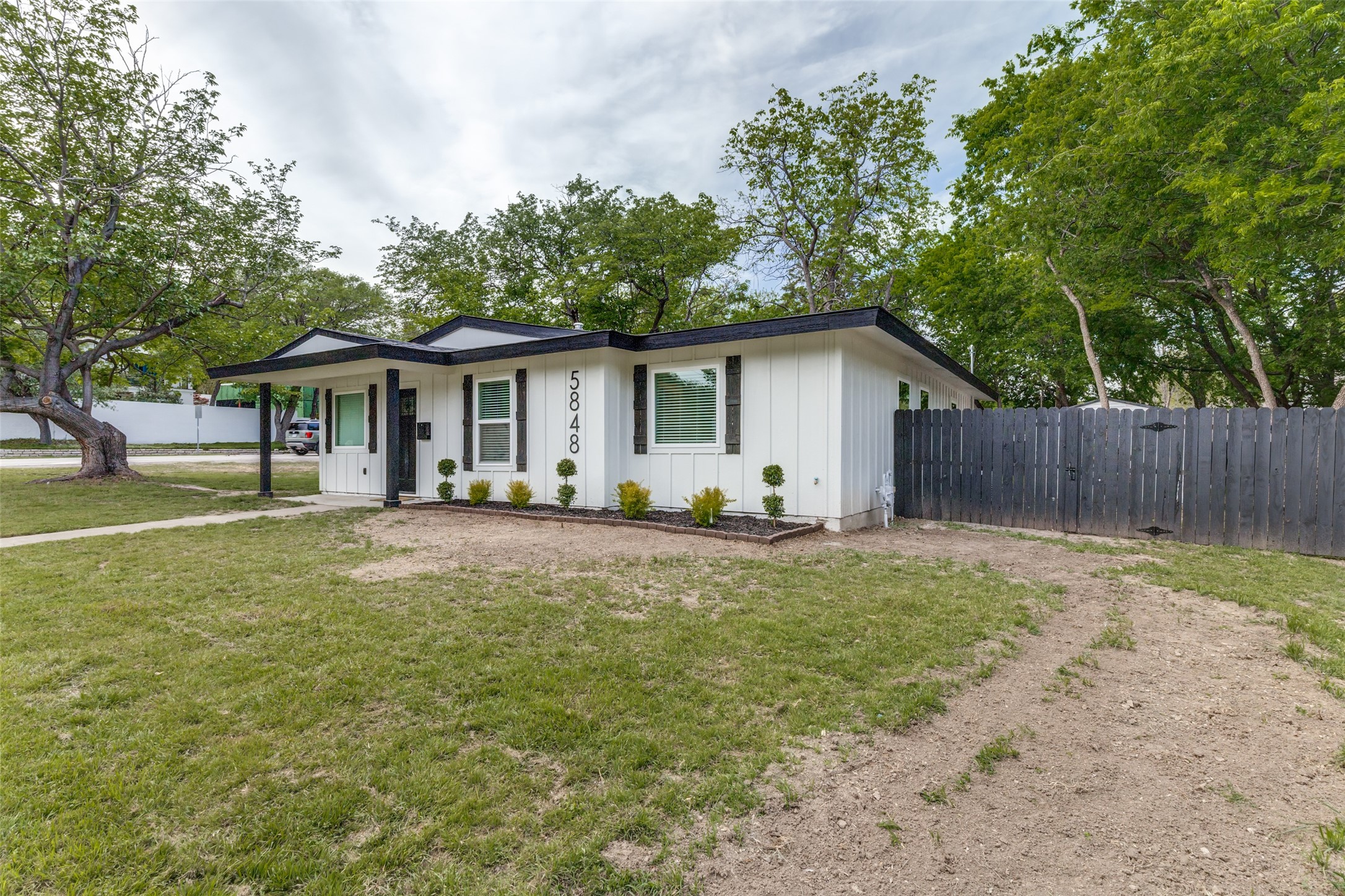 5848 Fursman Avenue Fort Worth TX 76114