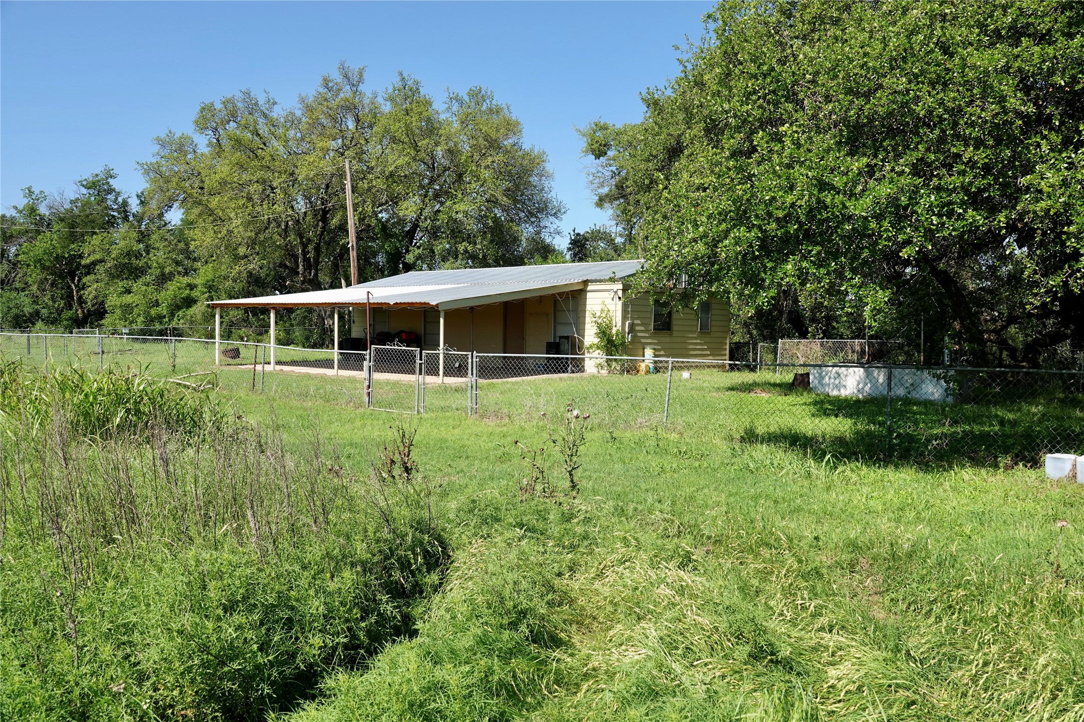 588 S County Road 430 Goldthwaite TX 76844
