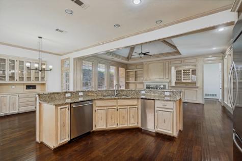 4605 Saxon Drive Plano TX 75093