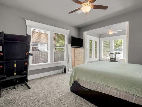 1942 Fairmount Avenue Fort Worth TX 76110