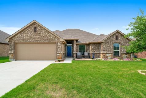 1122 Serendipity Circle Sanger TX 76266
