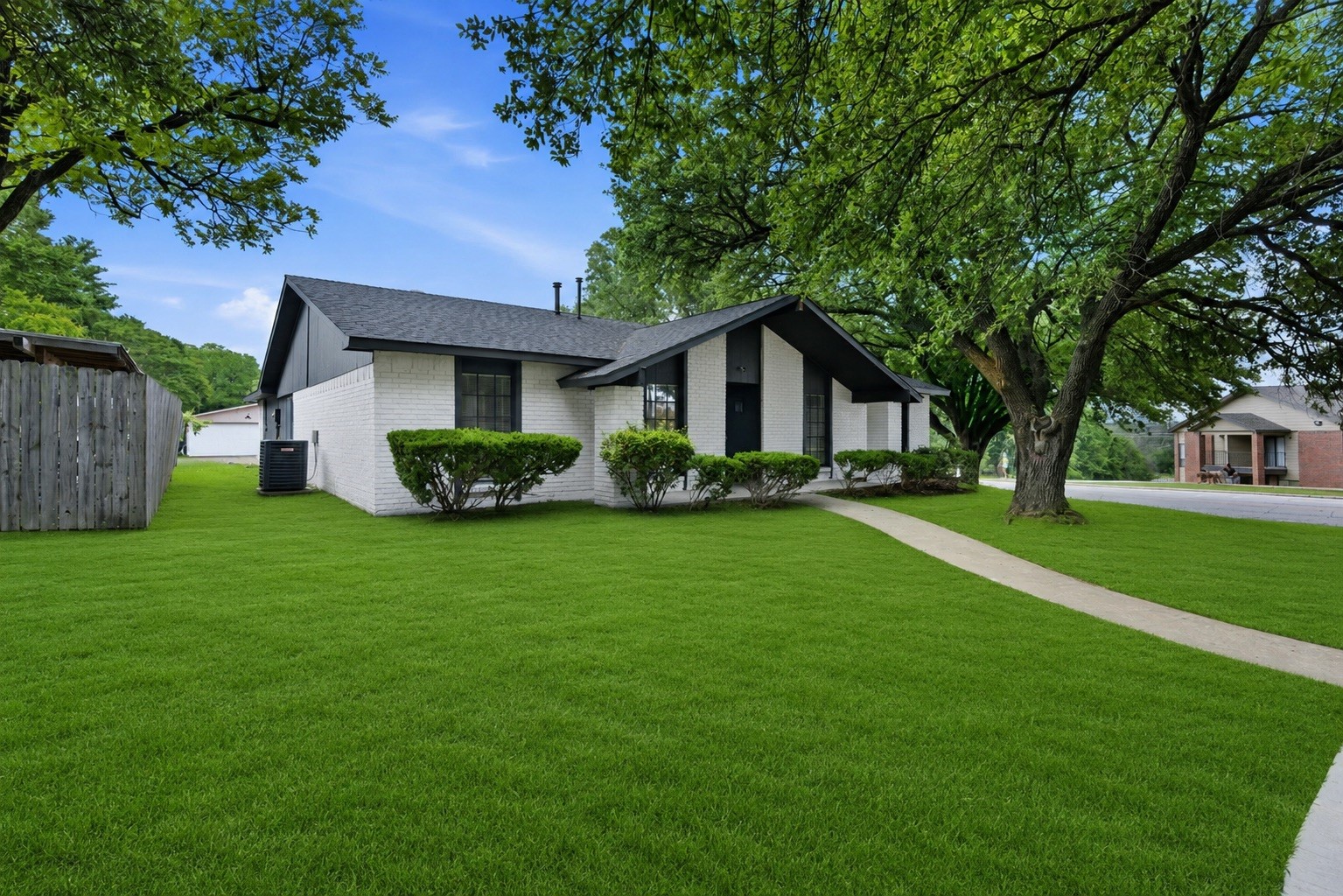 6422 Faircove Circle Garland TX 75043