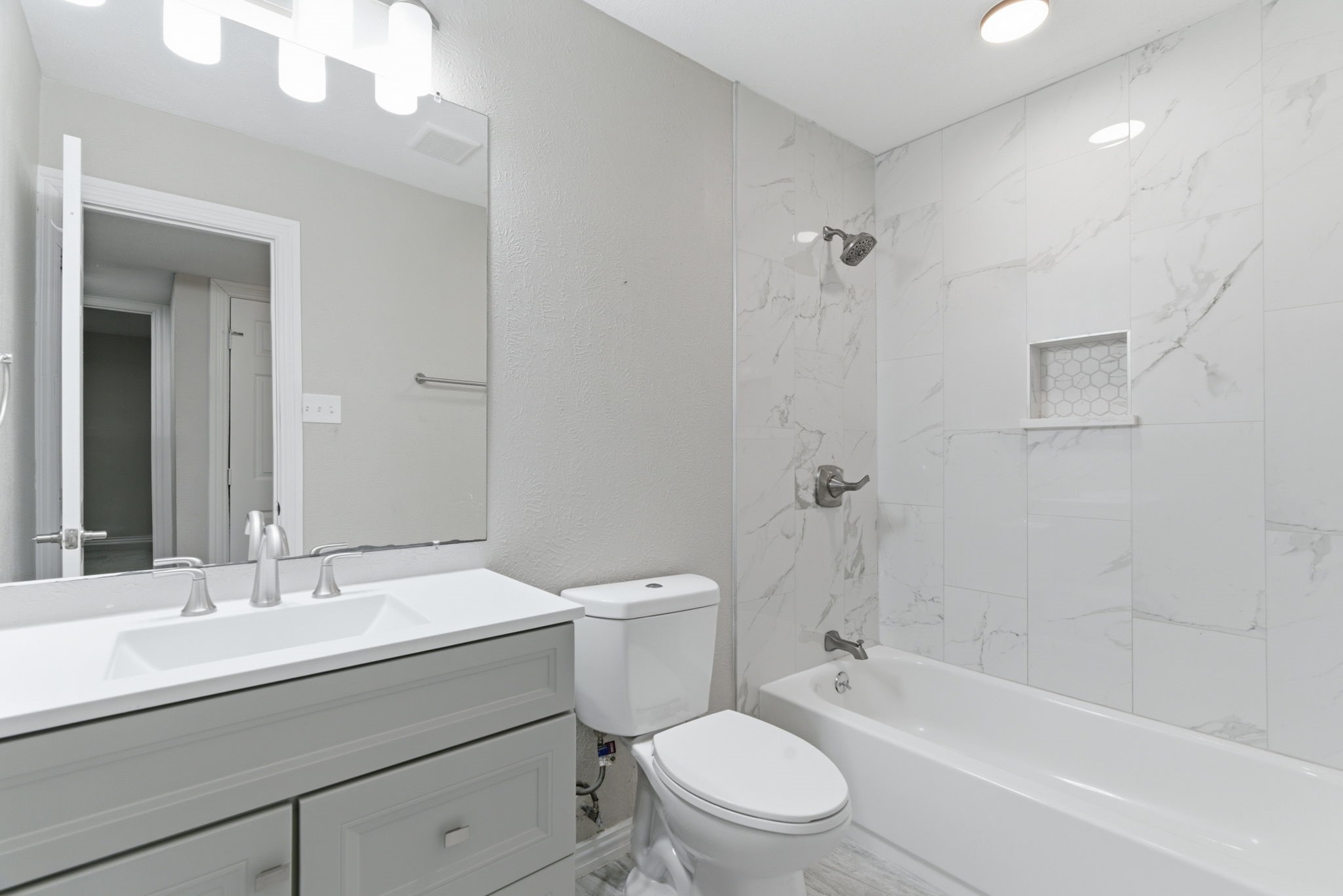 6422 Faircove Circle Garland TX 75043
