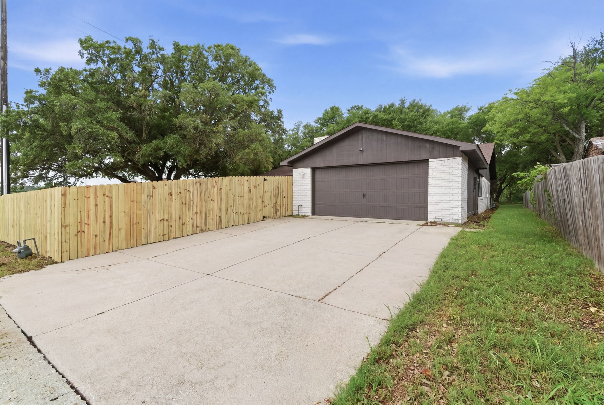 6422 Faircove Circle Garland TX 75043