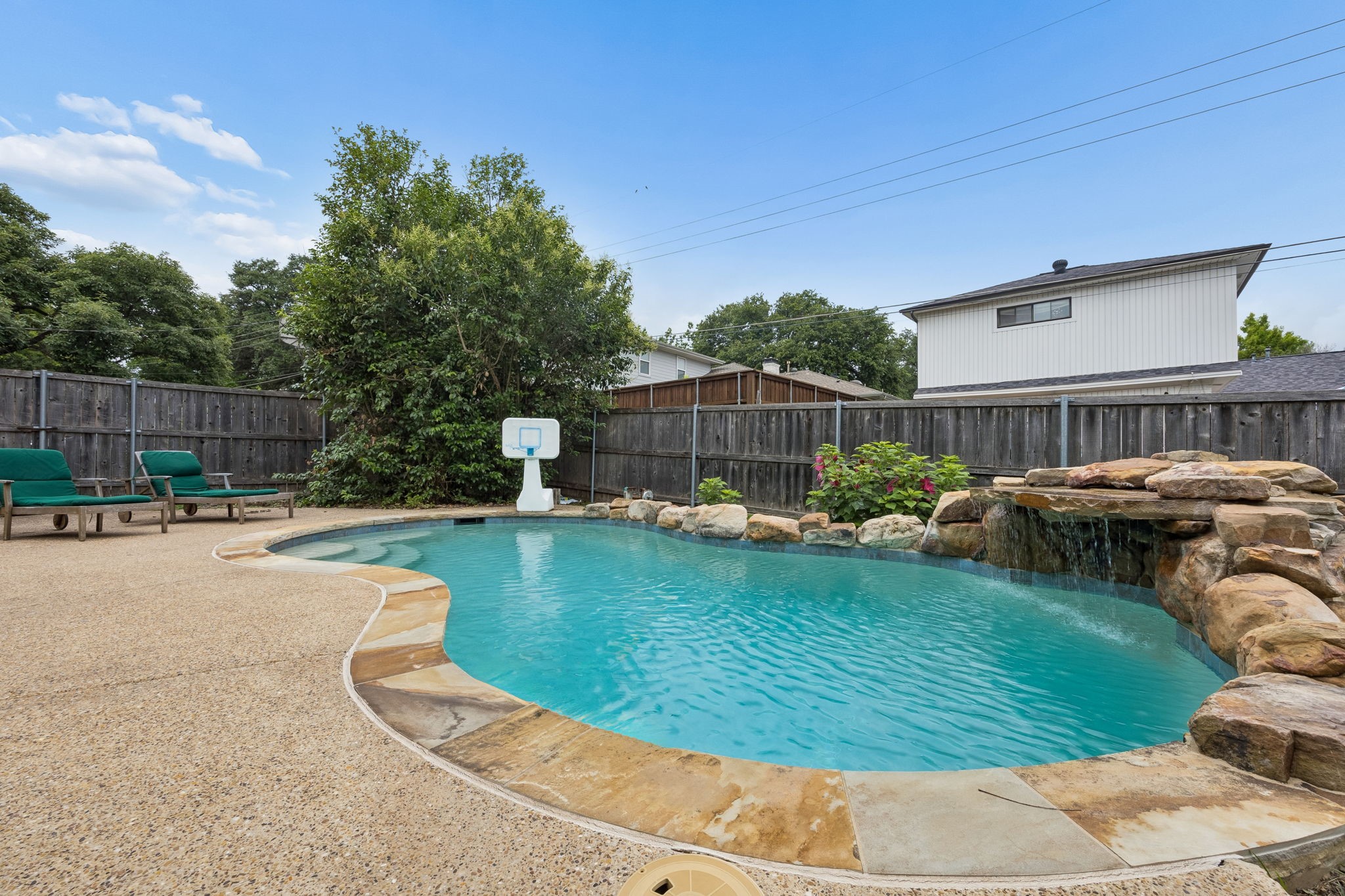 9635 Angleridge Road Dallas TX 75238