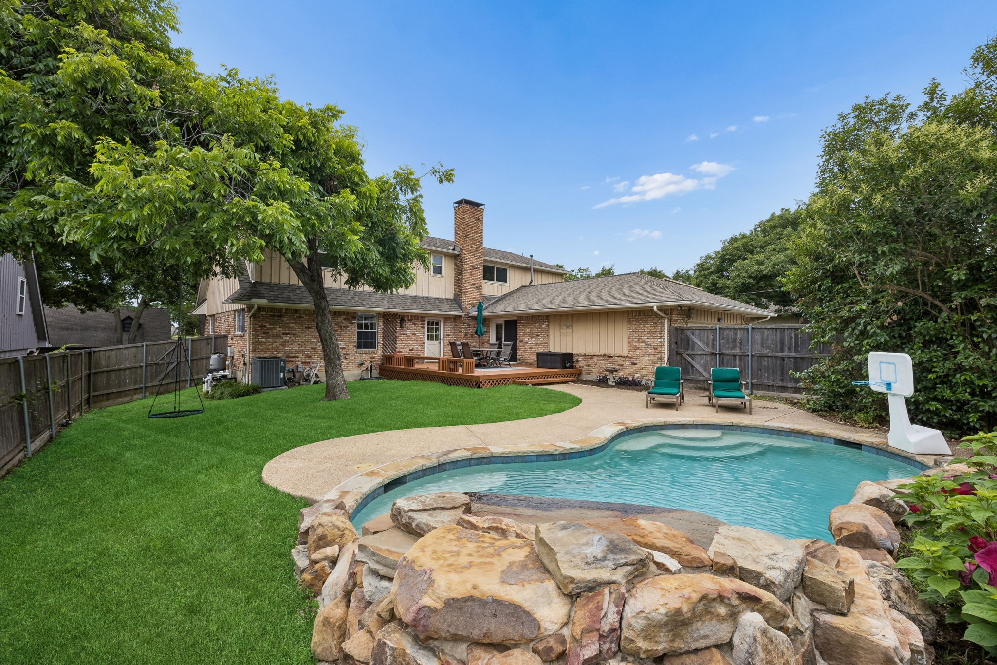 9635 Angleridge Road Dallas TX 75238