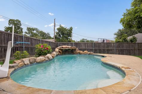 9635 Angleridge Road Dallas TX 75238