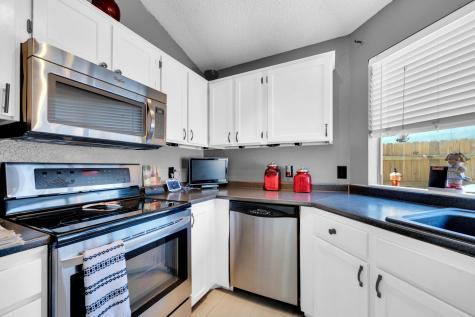 1429 Spring Willow Drive Arlington TX 76018