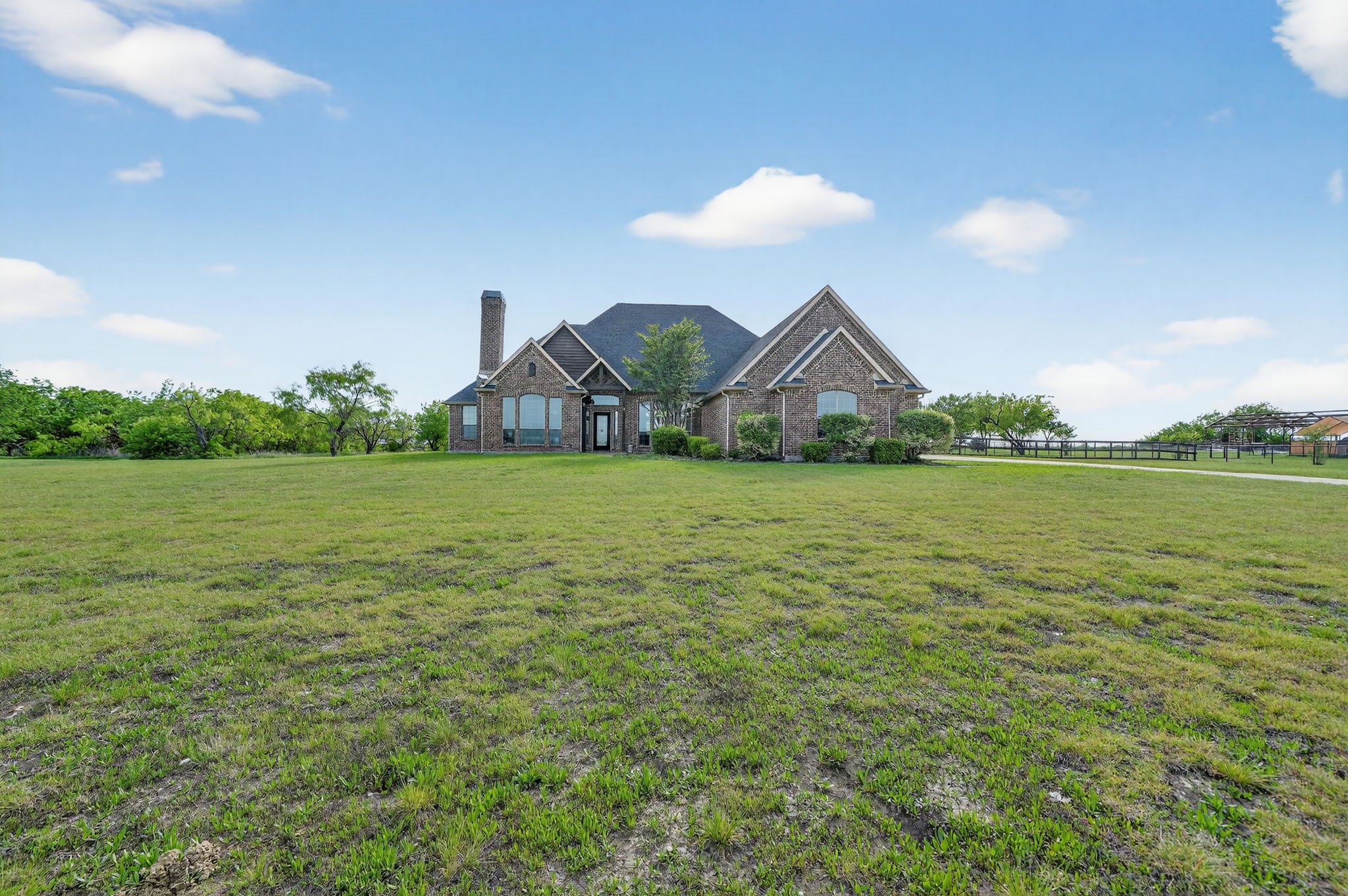 200 Eagle Pass Royse City TX 75189