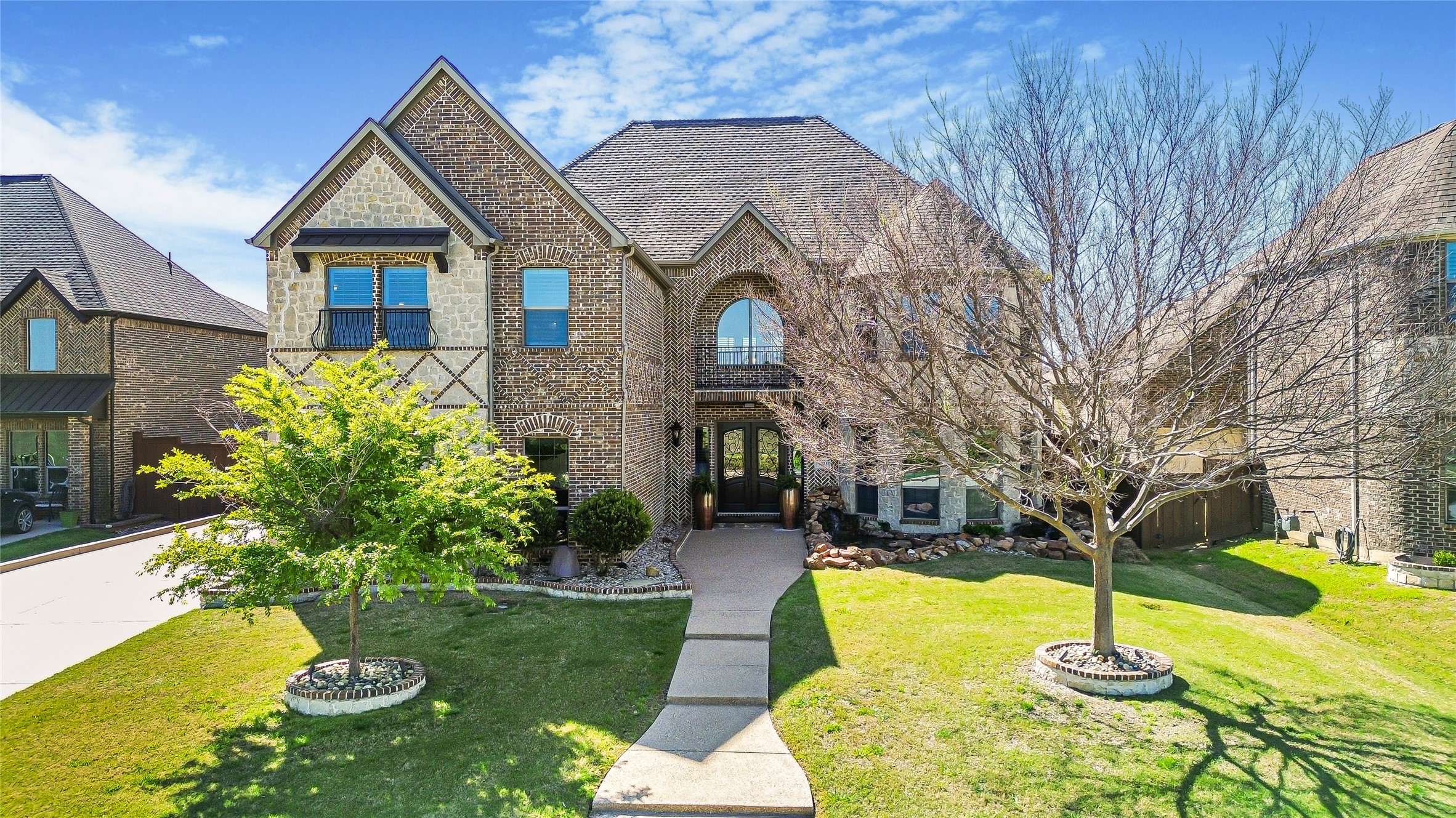 2823 England Parkway Grand Prairie TX 75054