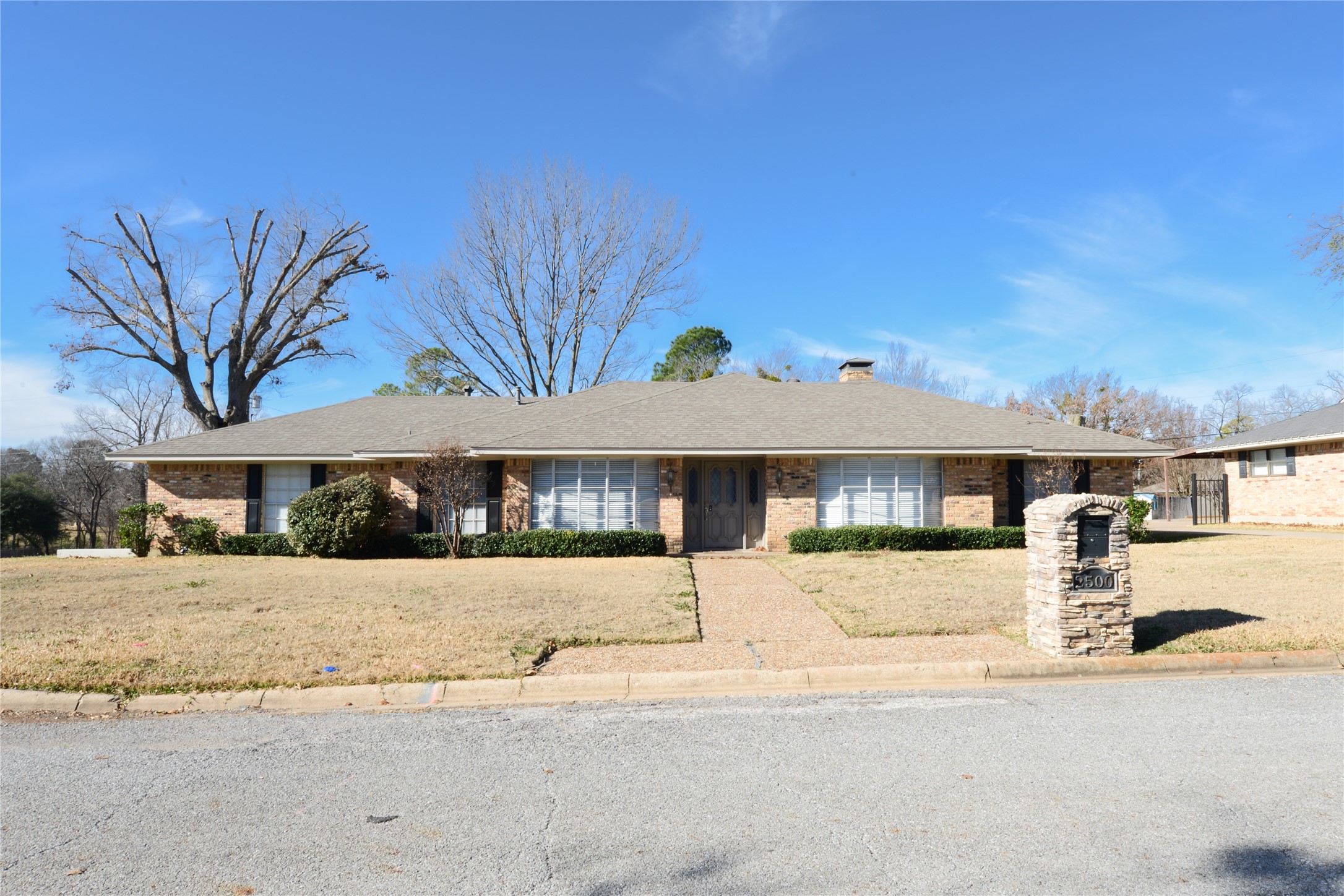 2500 Brookhaven Drive Denison TX 75020
