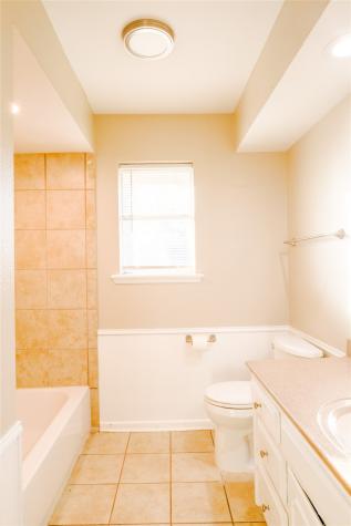 2500 Brookhaven Drive Denison TX 75020