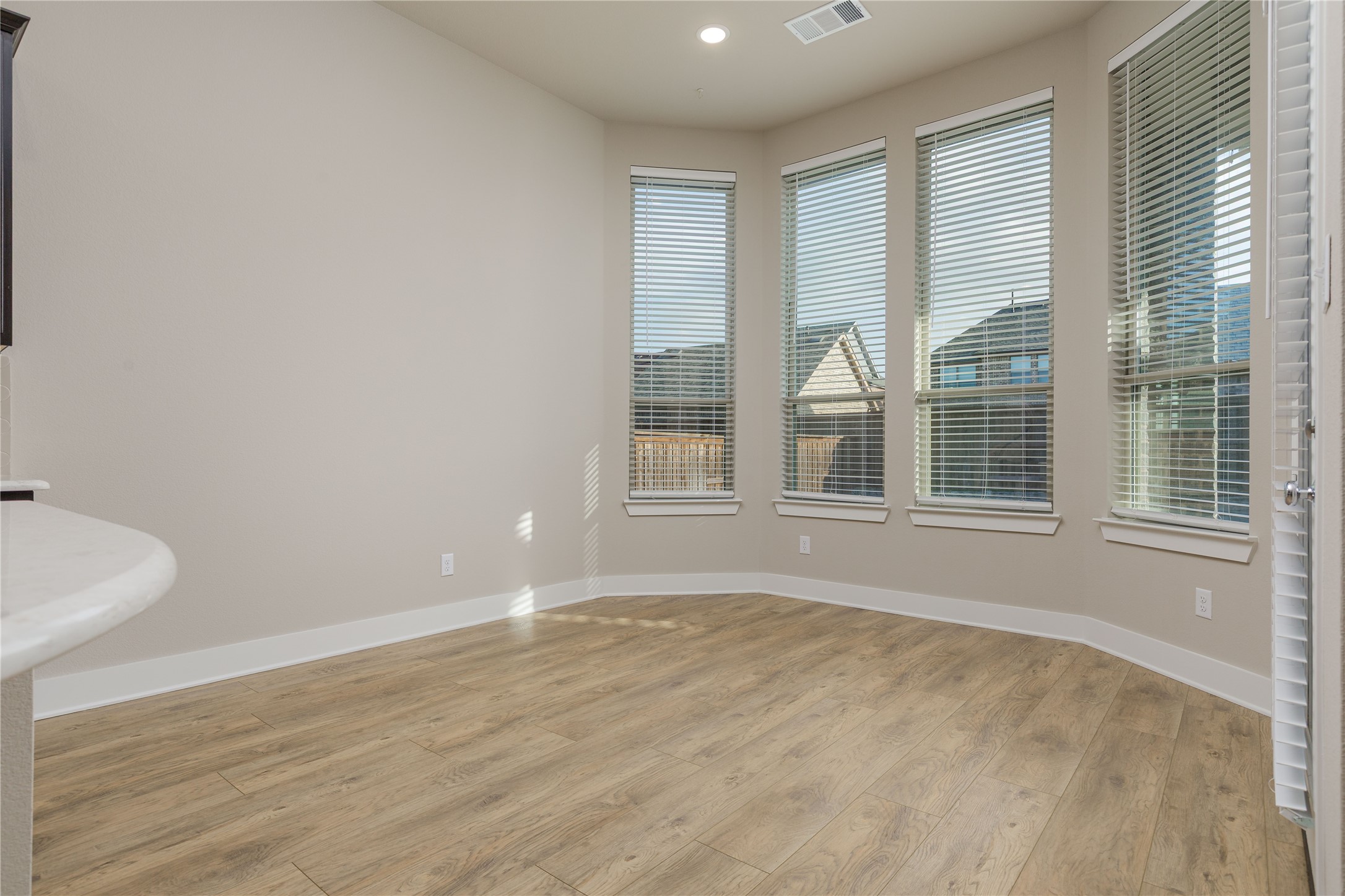 1829 Leo Drive Van Alstyne TX 75495